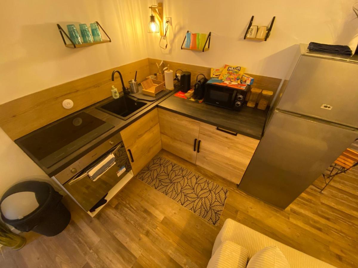 Super Appartement T2 Proche Gare Sens Exterior photo